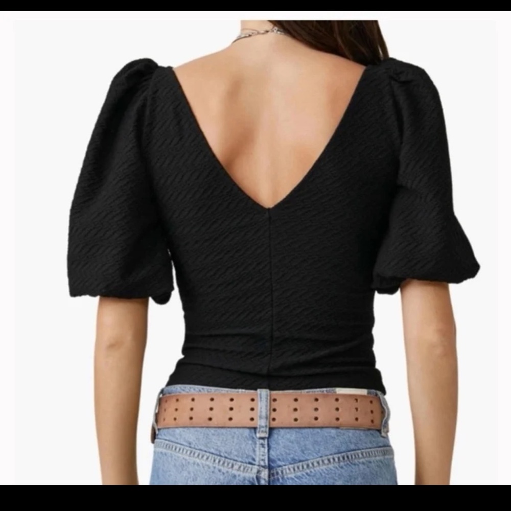 Free People Cupcake Ruched Puff Sleeve Top in Black size Medium - Picture 3 of 12